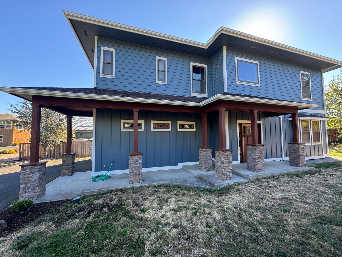 Hood River House: 675 Larch Court
