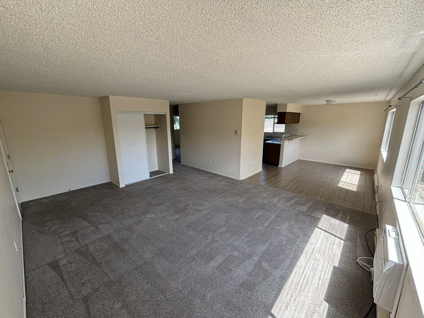 The Dalles Apartment: 1111 Eric Ct.