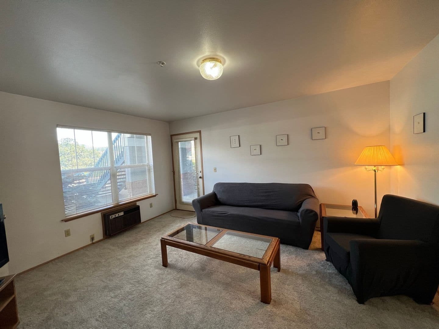 Hood River House: 714 Cascade Ave