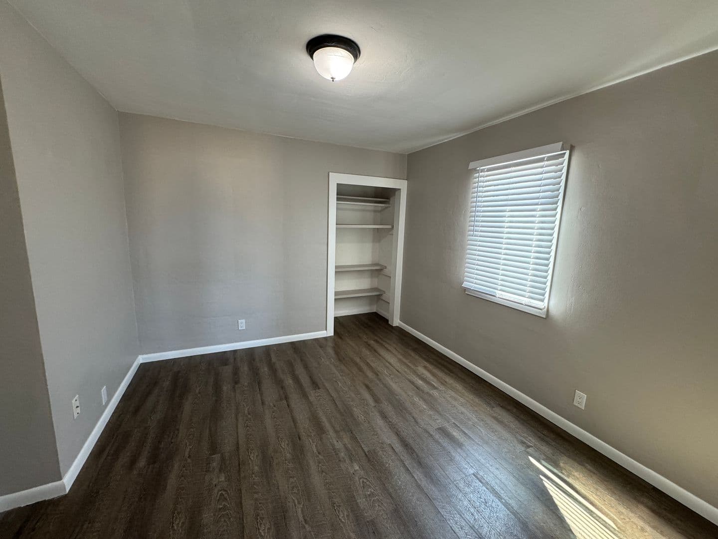 Hood River Apartment: 1808 Belmont Ave