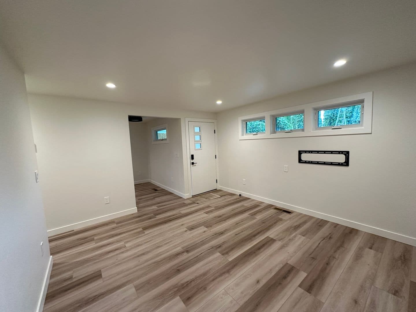 Hood River House: 1019 Wilson St.
