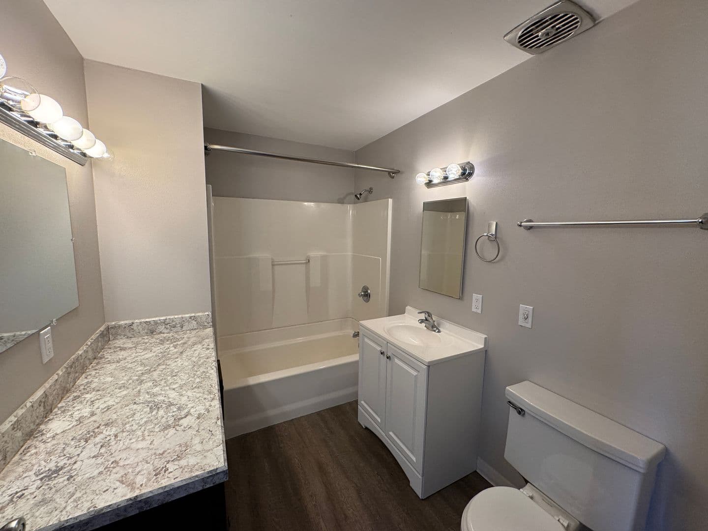 Hood River Apartment: 1808 Belmont Ave