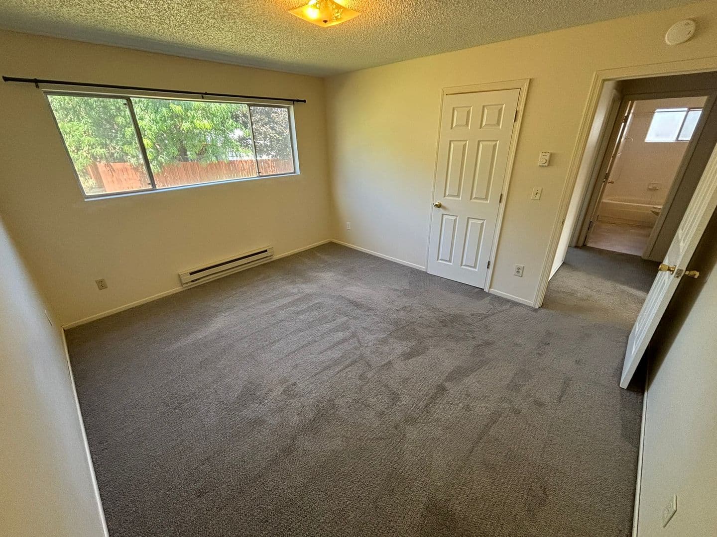 The Dalles Apartment: 1111 Eric Ct.