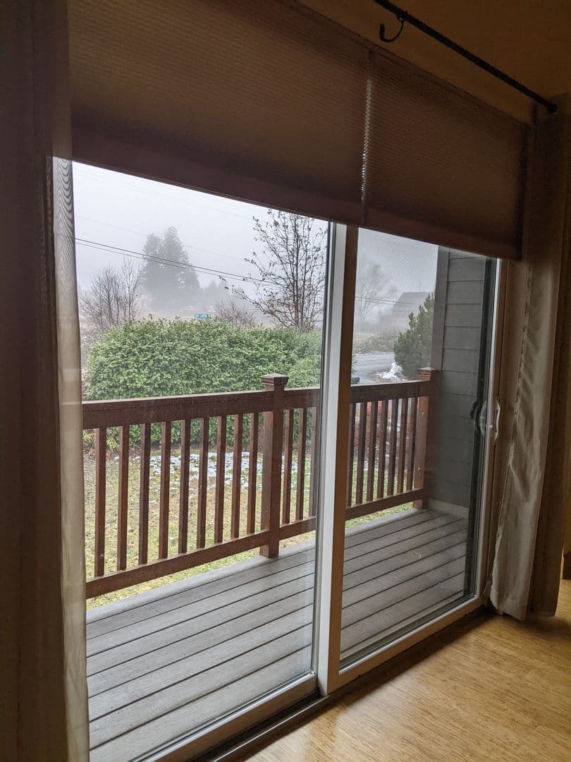 Hood River House: 675 Larch Court