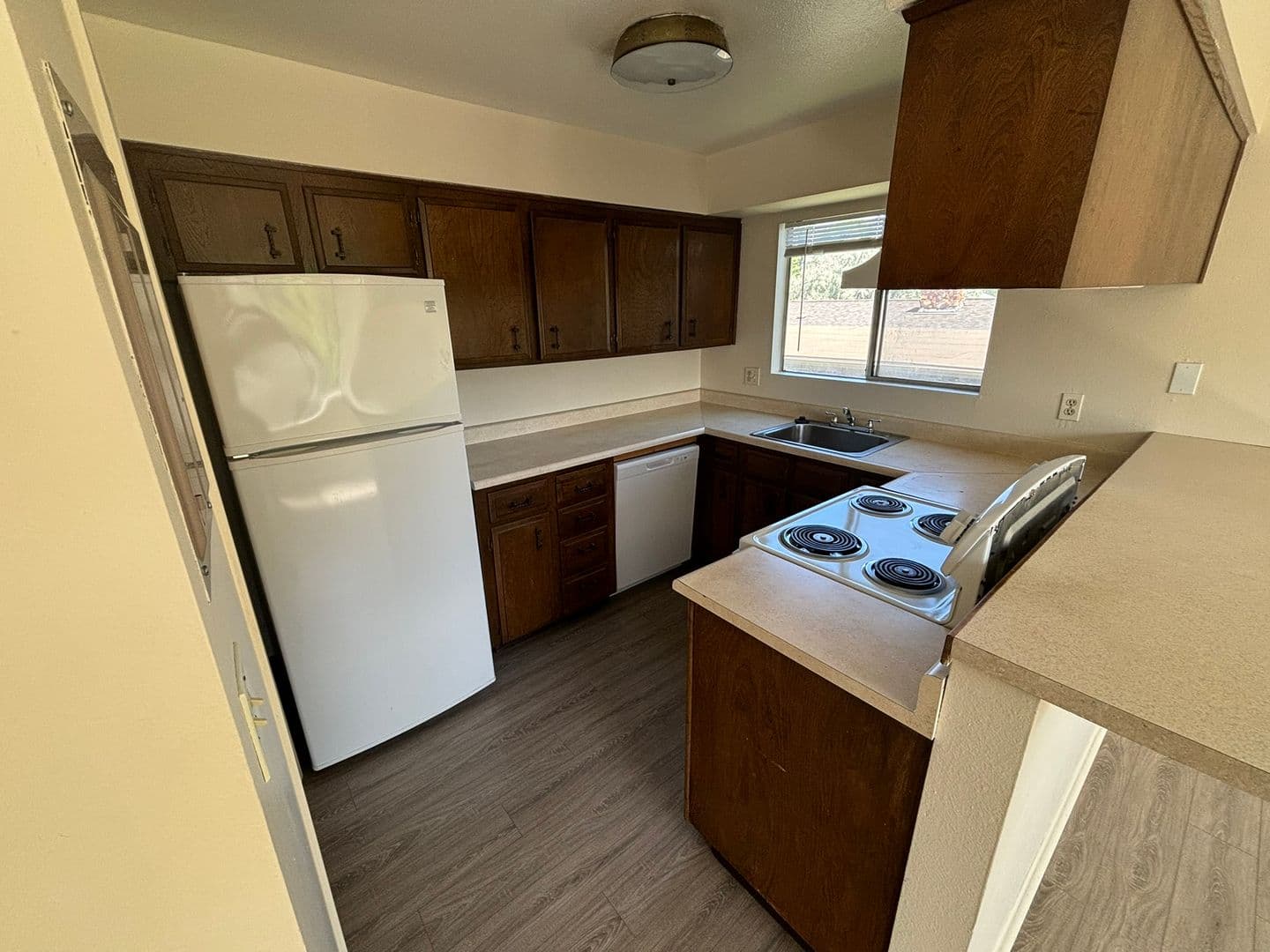 The Dalles Apartment: 1111 Eric Ct.