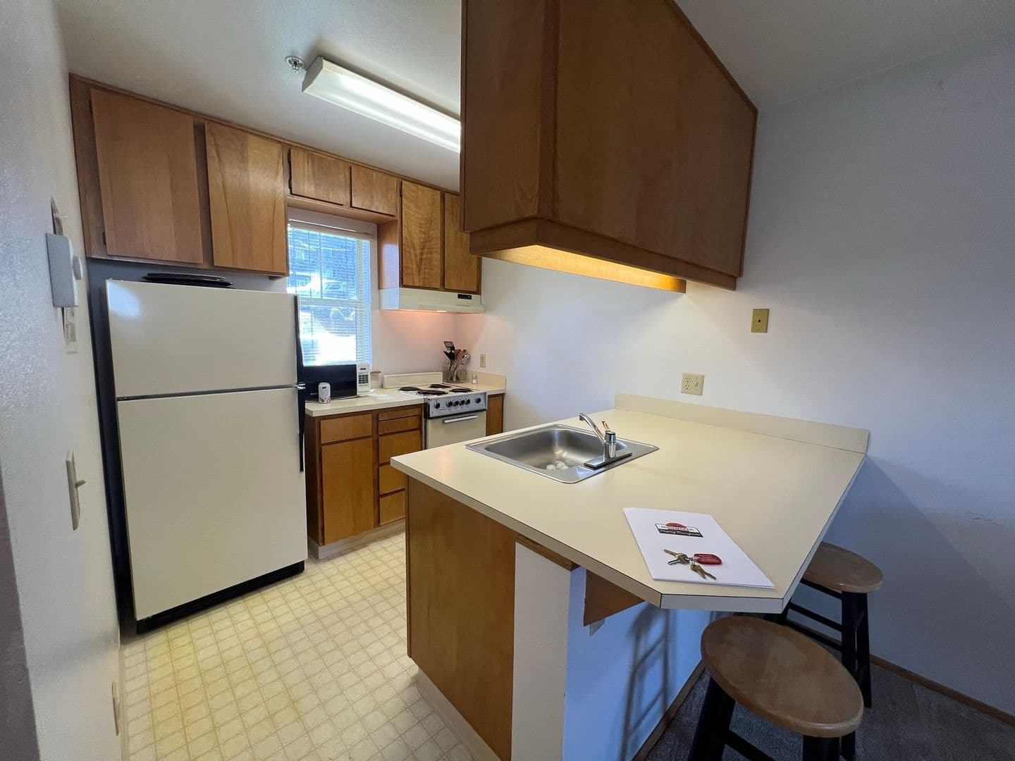 Hood River House: 714 Cascade Ave