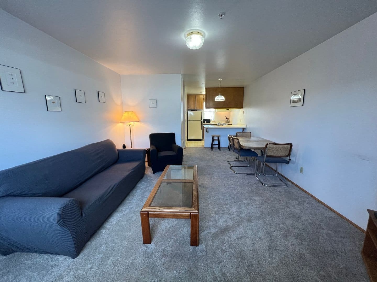Hood River House: 714 Cascade Ave