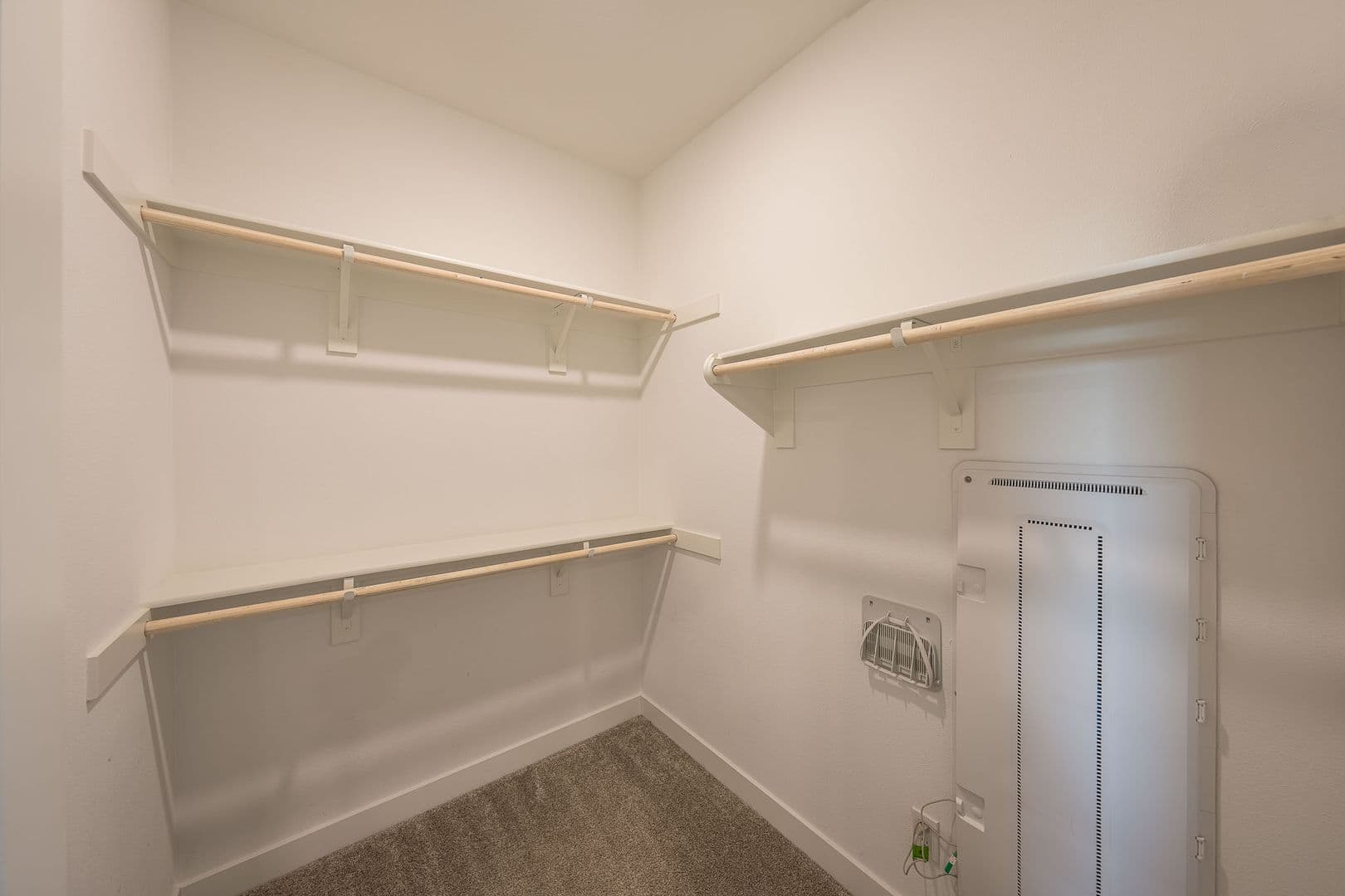 Irvine House: 232 Keeper