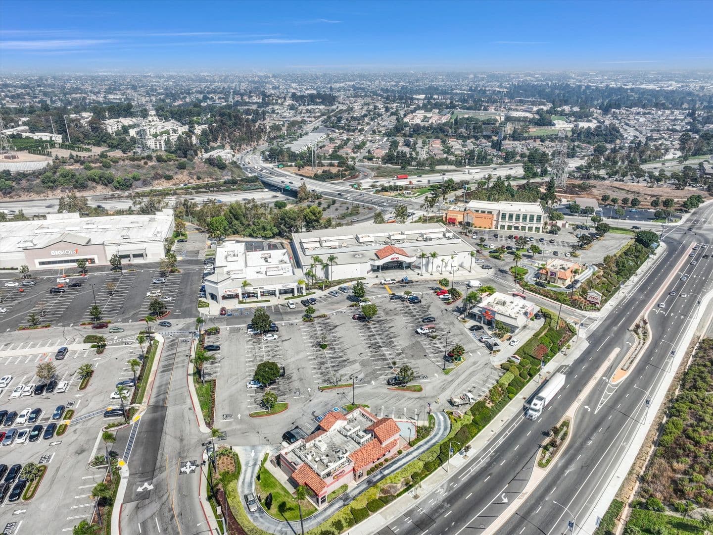 Montebello House: 1285 Hollyleaf Terrace