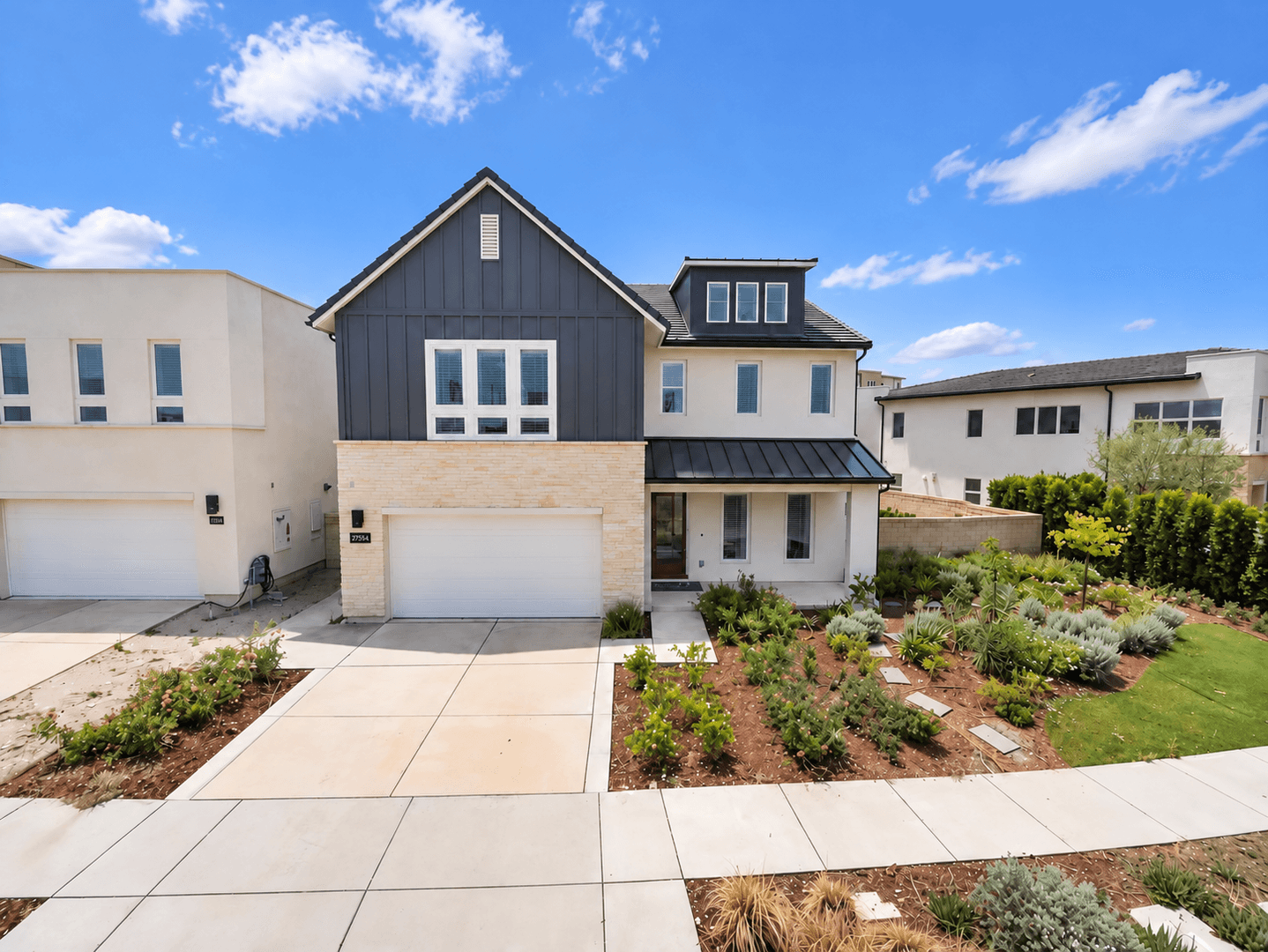 Valencia House: 27554 Elderberry Dr Valencia, CA 91381