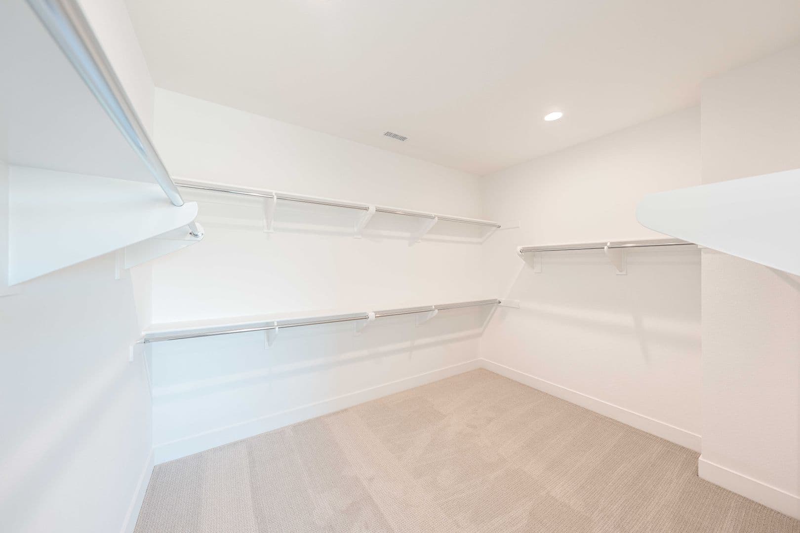 Valencia House: 27554 Elderberry Dr Valencia, CA 91381