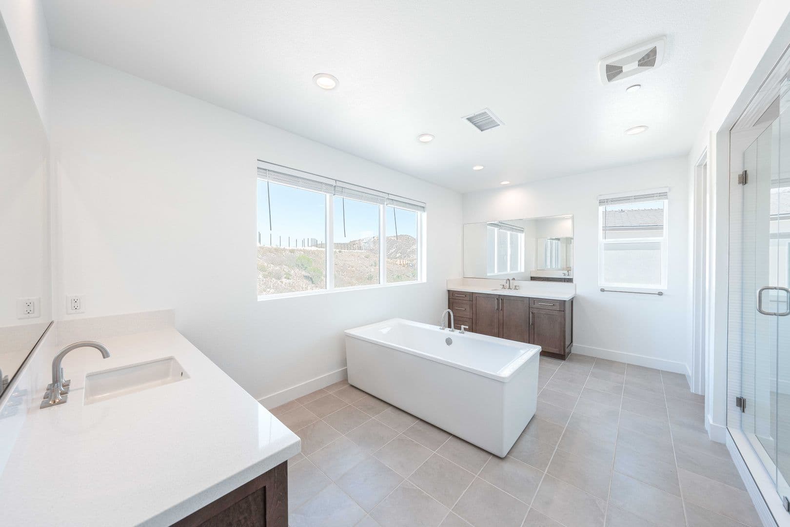 Valencia House: 27554 Elderberry Dr Valencia, CA 91381