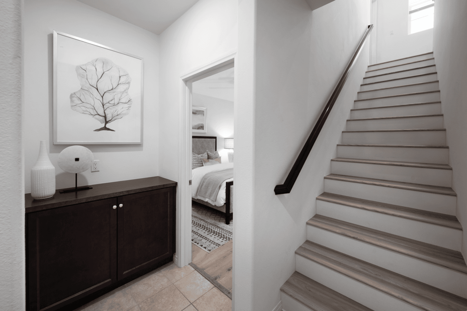 Eastvale House: 7075 Montecito Ln