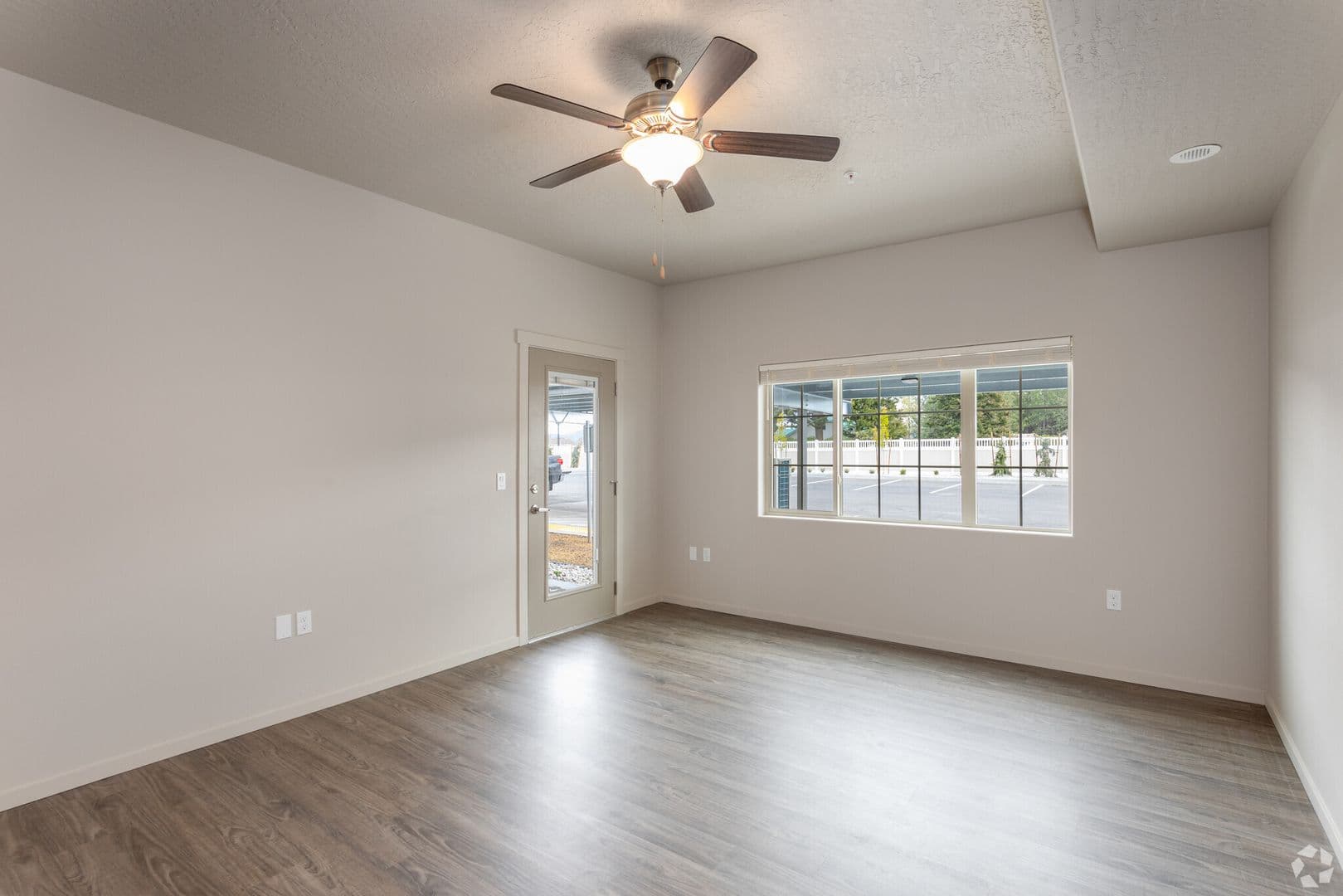 Hayden Apartment: 4163 W Dunkirk Ave
