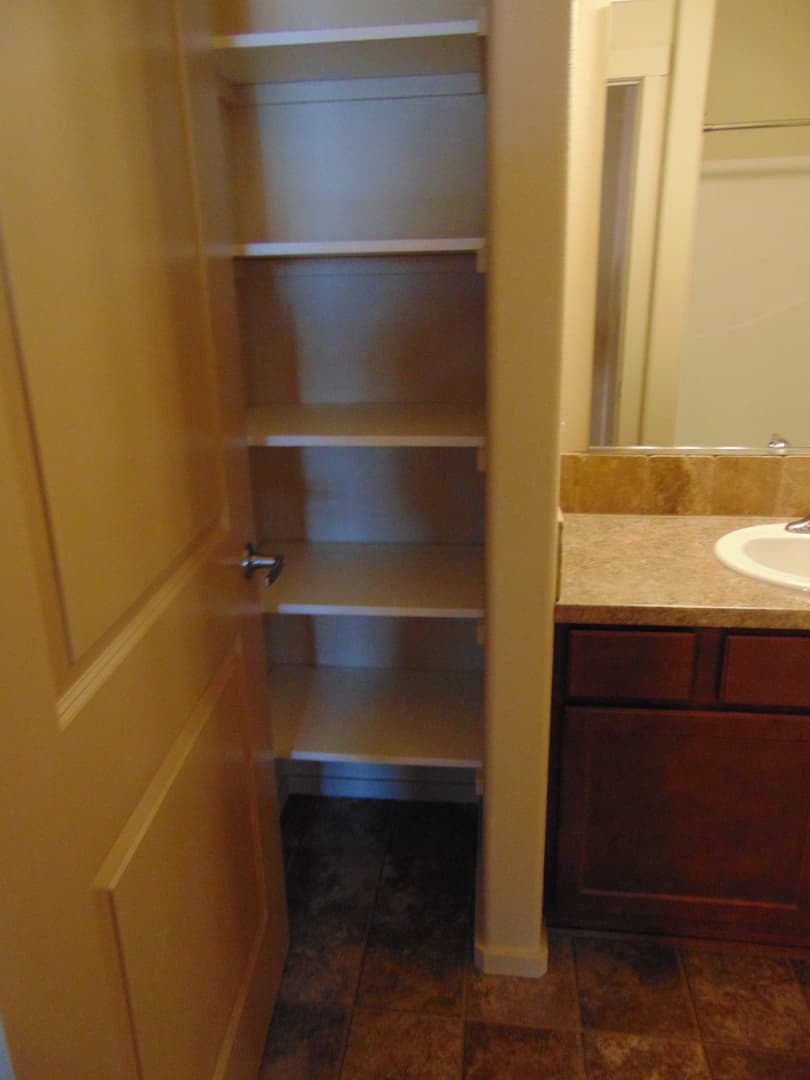 Post Falls Apartment: Sweetwater Circle