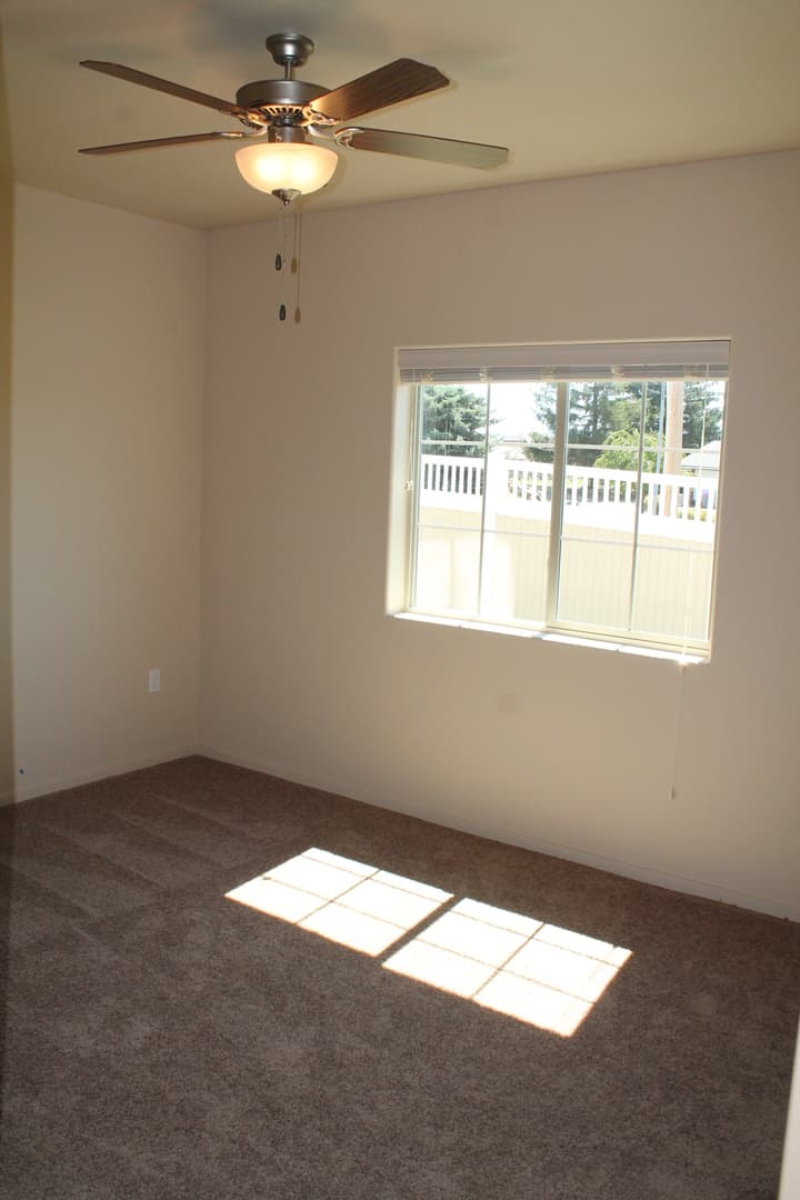 Post Falls Apartment: Sweetwater Circle