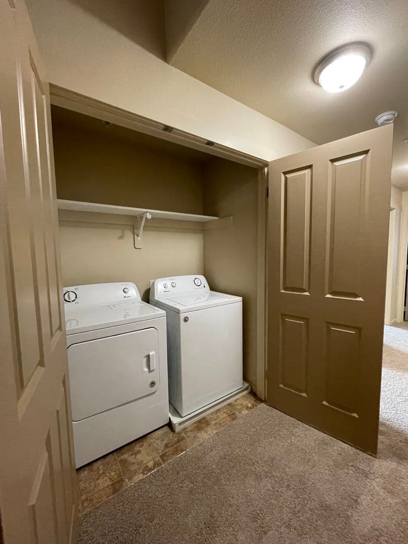 Post Falls Apartment: Sweetwater Circle