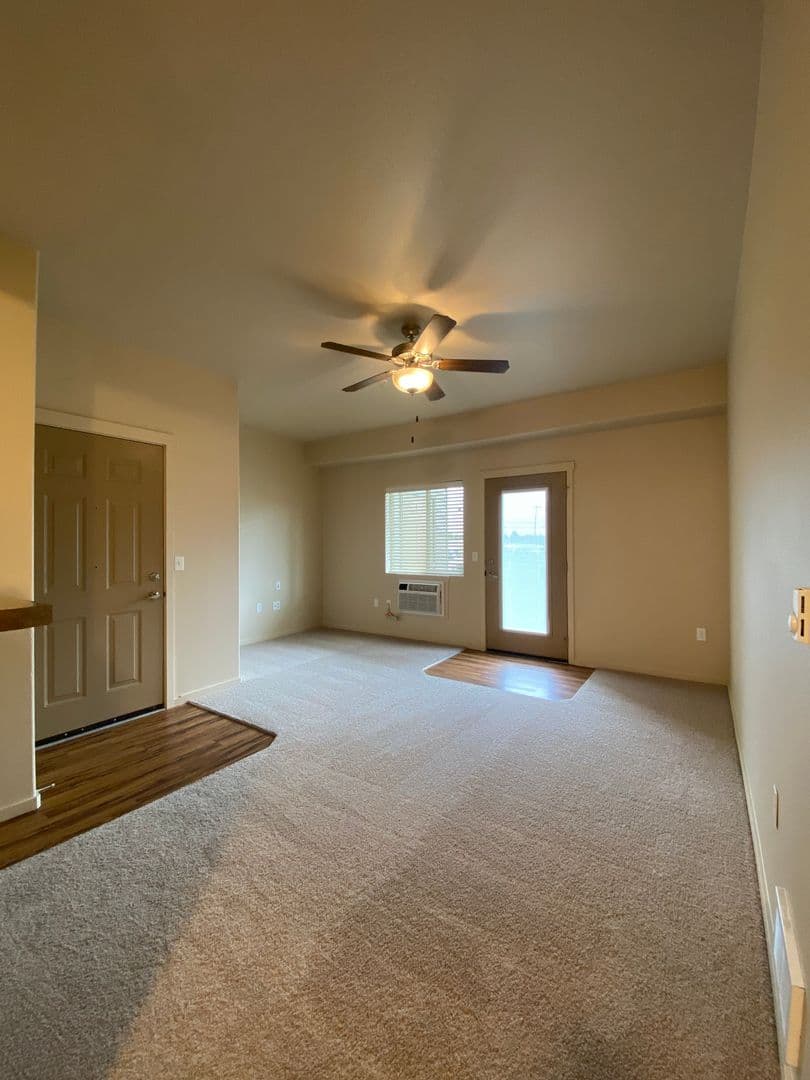 Post Falls Apartment: Sweetwater Circle