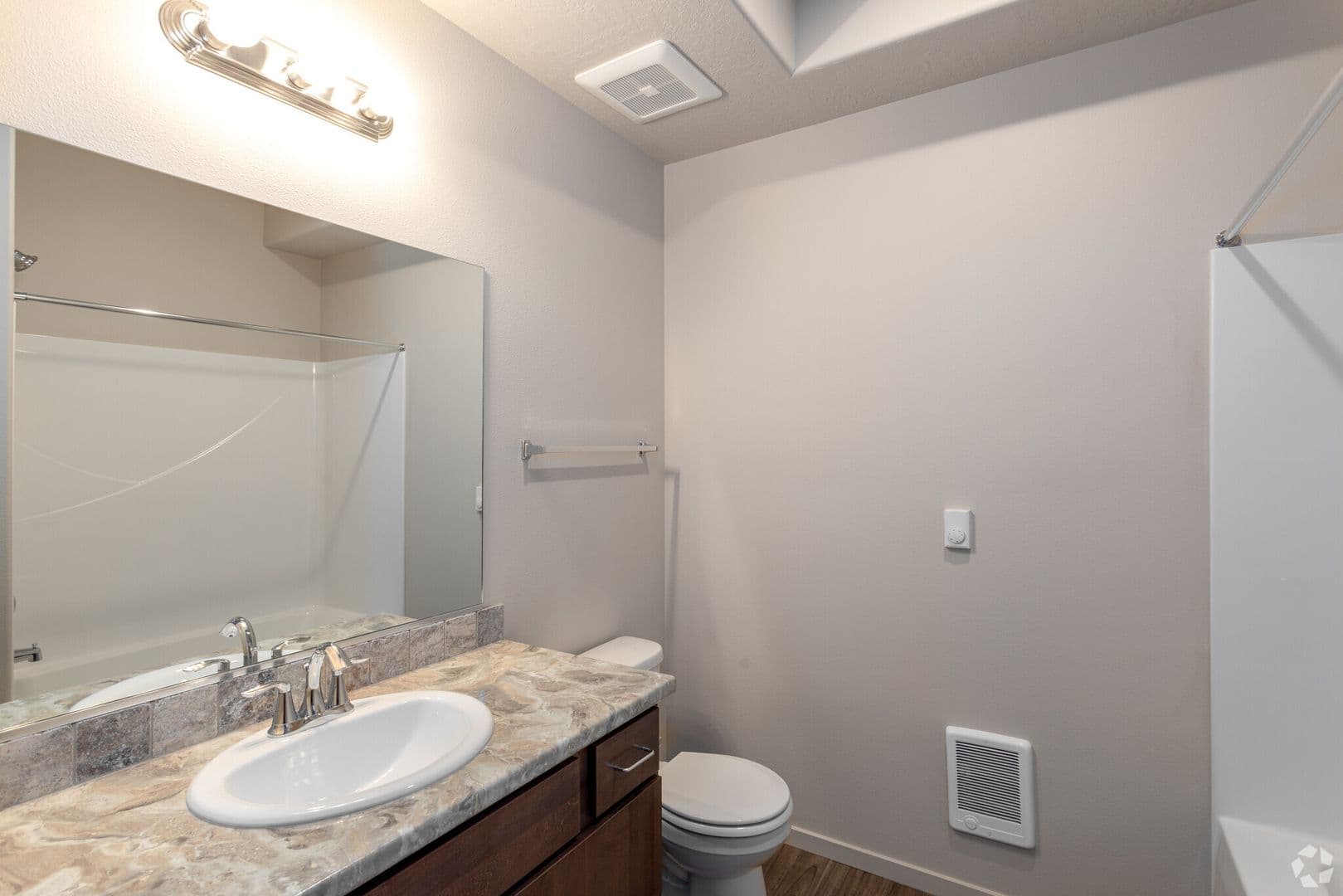 Hayden Apartment: 4163 W Dunkirk Ave
