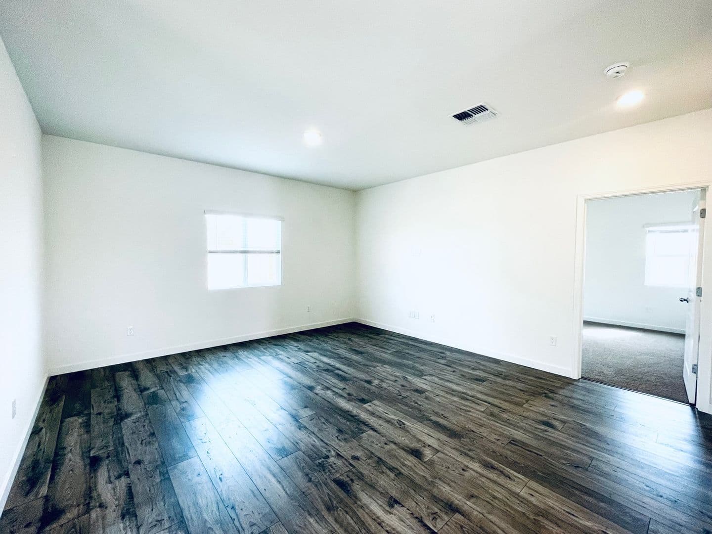 Fallon House: 704 Colorado Ln