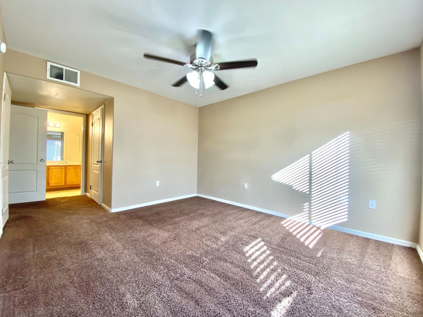 Las Vegas House: 5710 Tropicana Ave #2232 B59