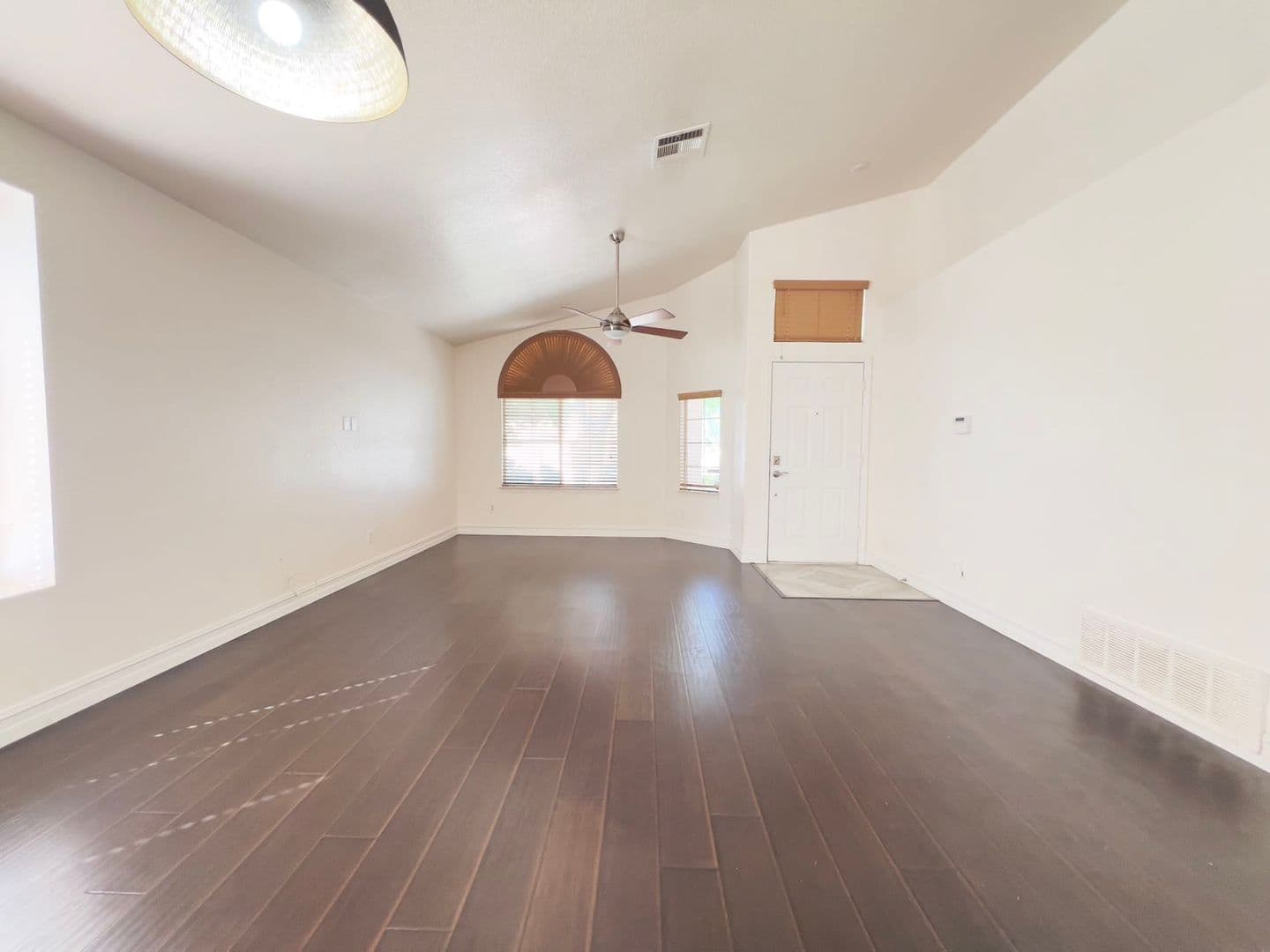 Henderson House: 54 Sea Holly Way
