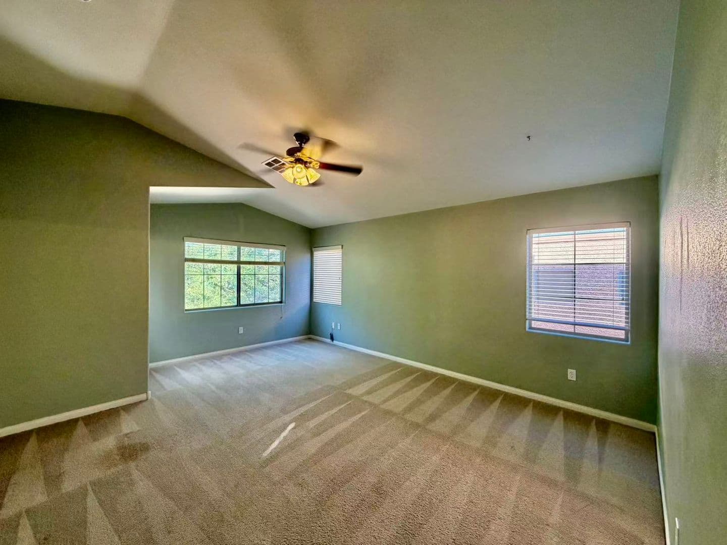 Las Vegas House: 5310 Floating Flower Ave