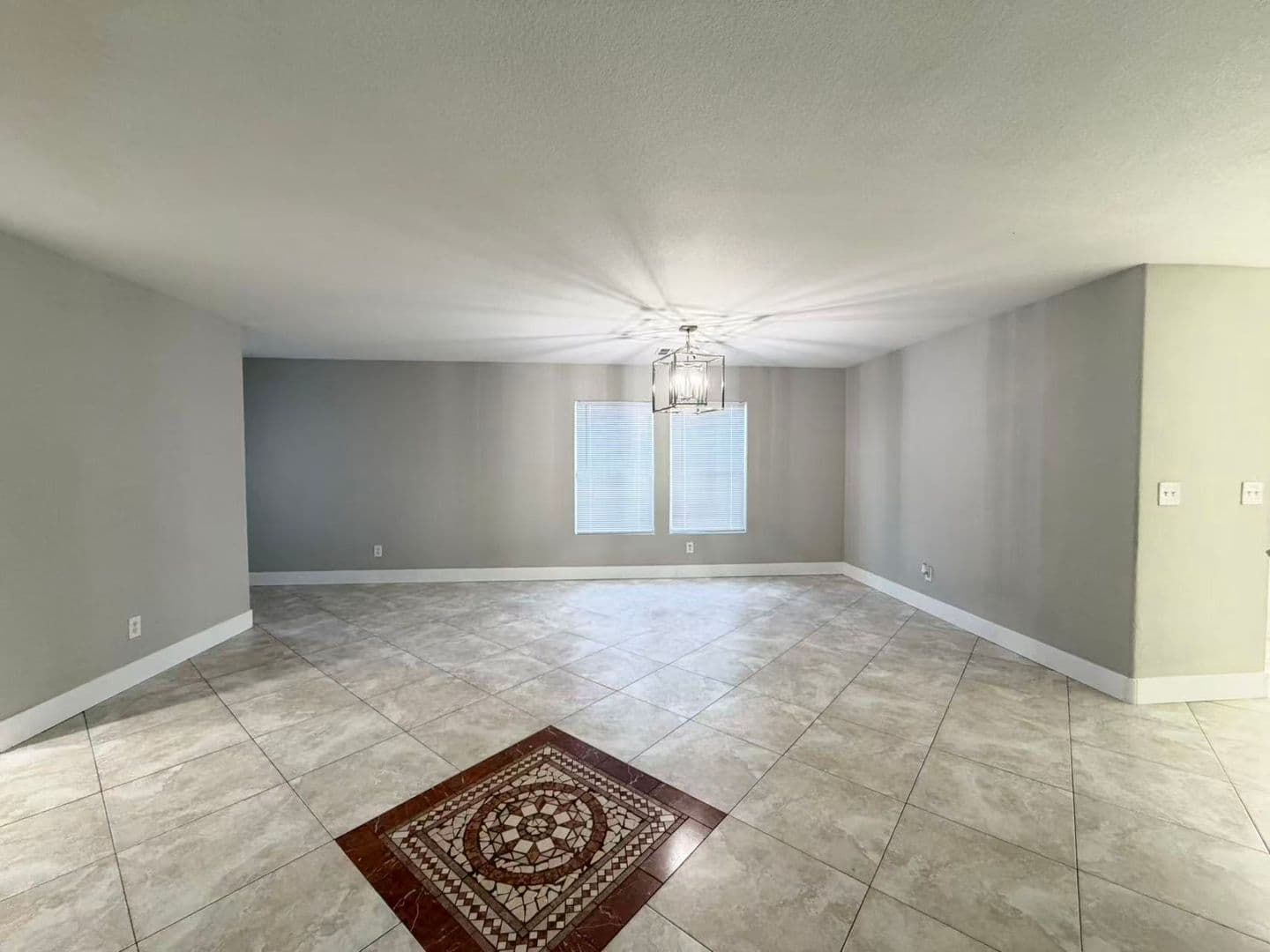 Las Vegas House: 8469 Cavaricci Ave