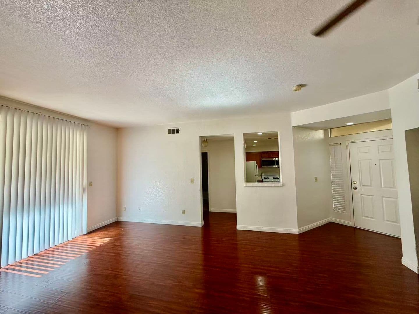 Las Vegas House: 5155 W Tropicana Ave B20 #1045