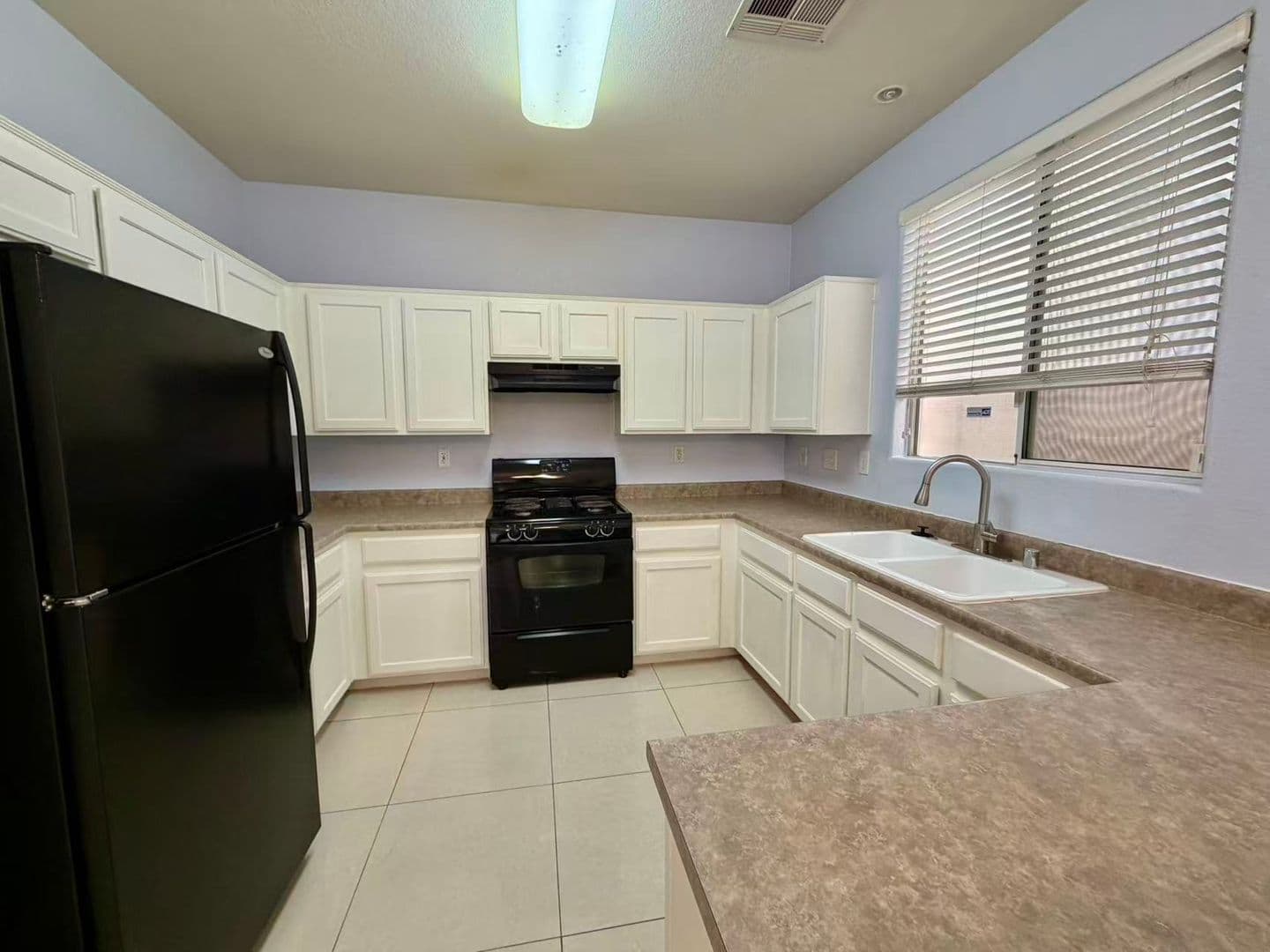 Las Vegas House: 7754 Hampton Cove Ln