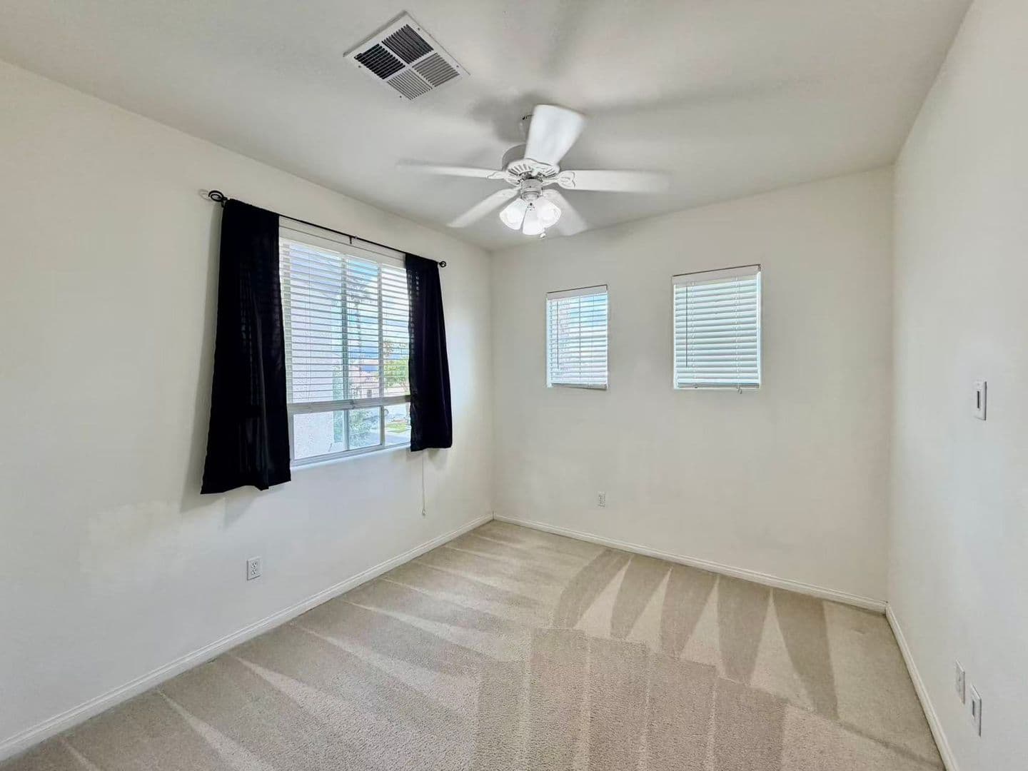 Las Vegas House: 379 Falcons Fire Ave
