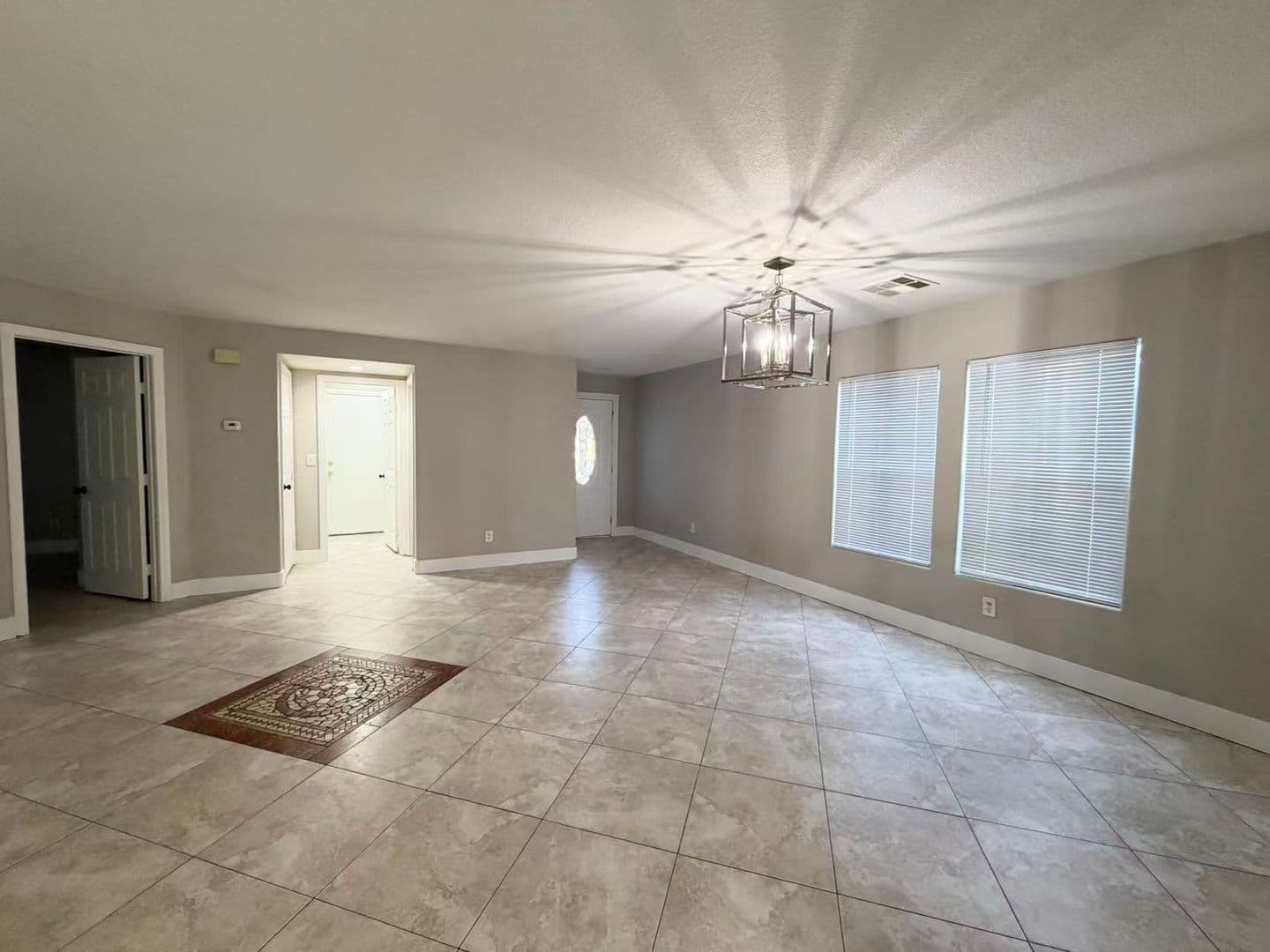 Las Vegas House: 8469 Cavaricci Ave