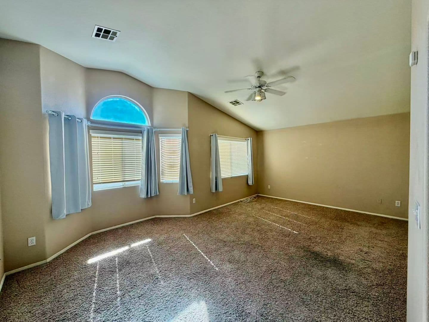 Henderson House: 2467 Sheltered Meadows Ln