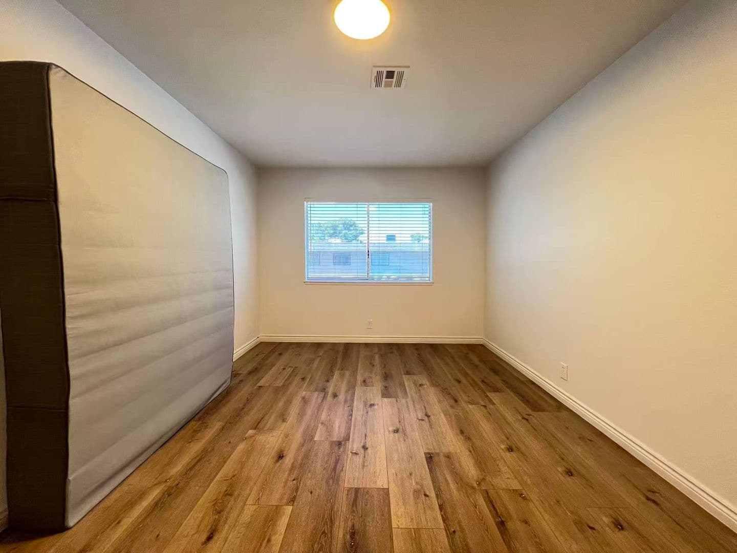 Las Vegas House: 6223 Meadow View Ln