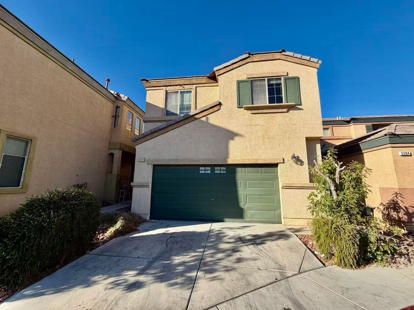 Las Vegas House: 5310 Floating Flower Ave