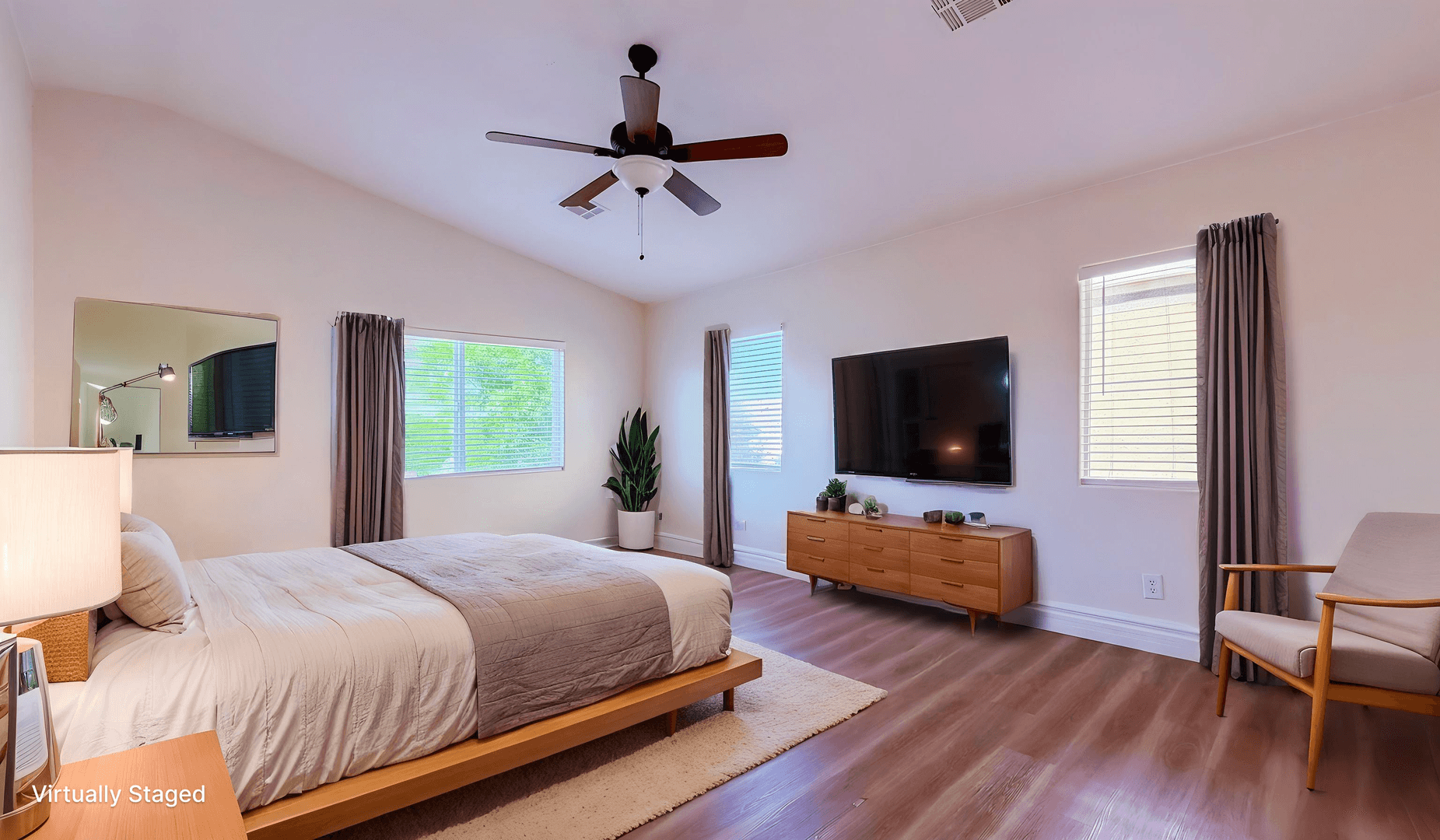 Las Vegas House: 280 Ladies Tee Ct