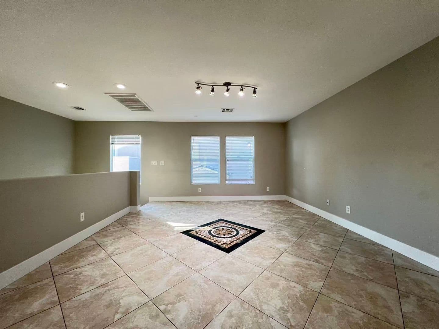Las Vegas House: 8469 Cavaricci Ave