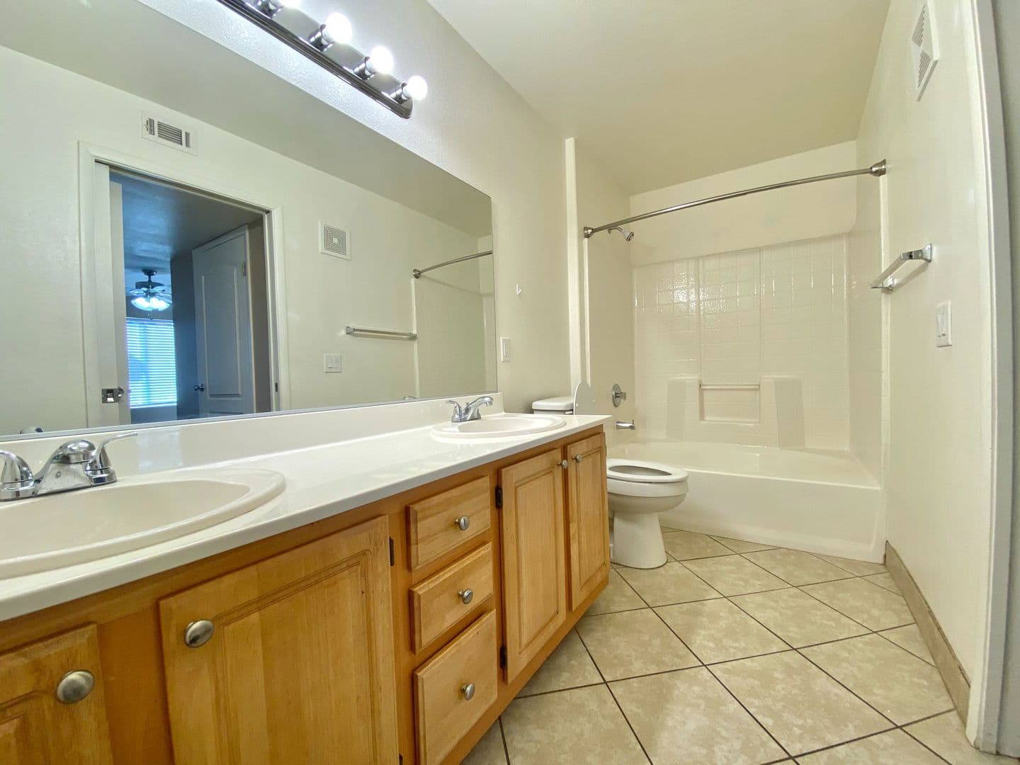 Las Vegas House: 5710 Tropicana Ave #2232 B59
