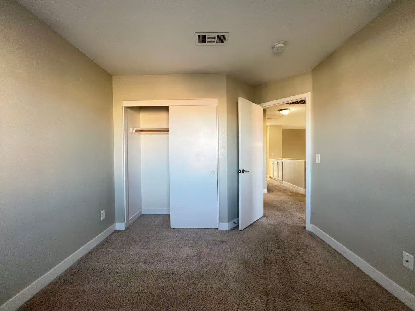 Las Vegas House: 9363 Graceful Gold St