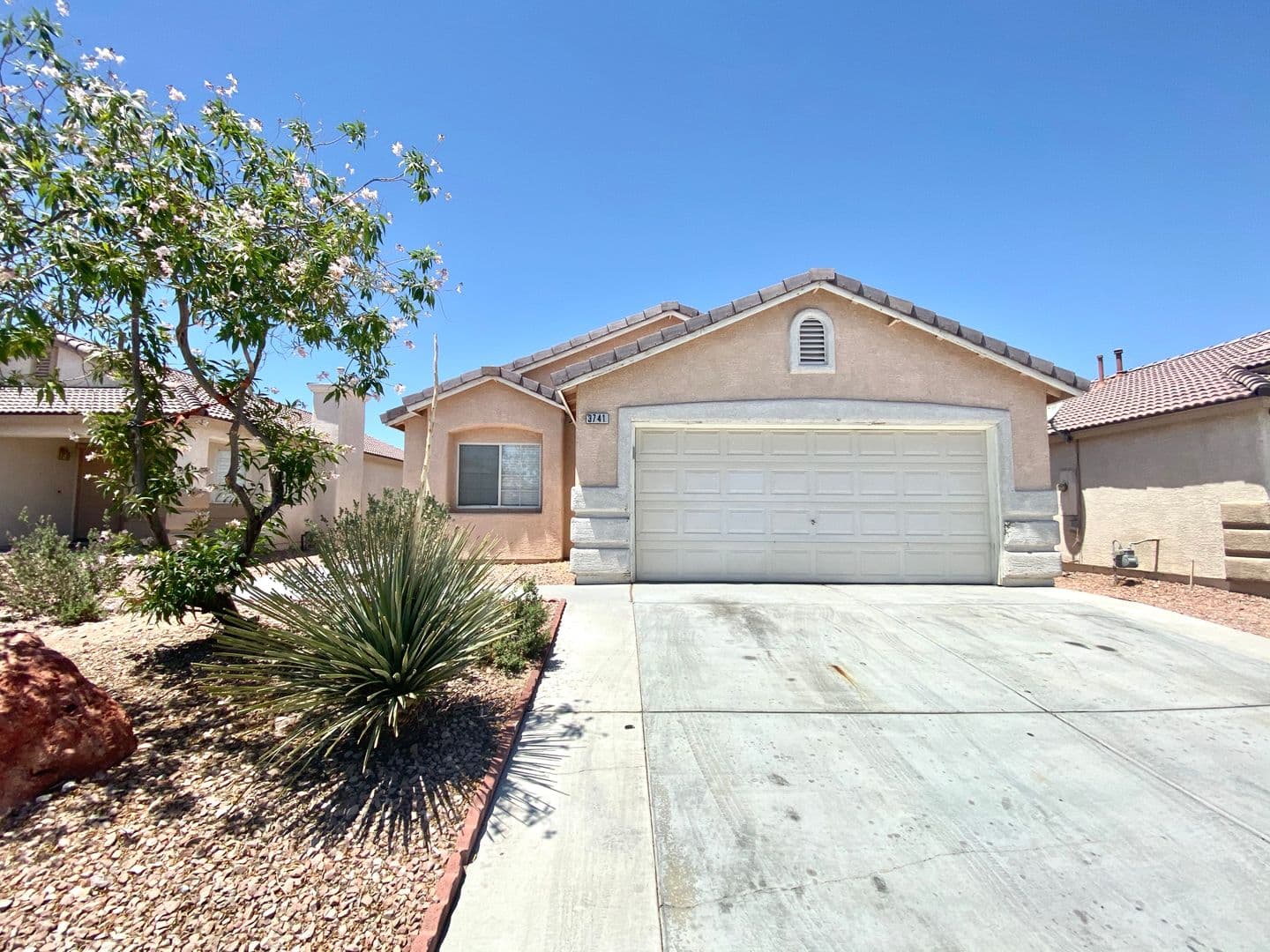 North Las Vegas House: 3741 Sorrowing Sparrow Ct