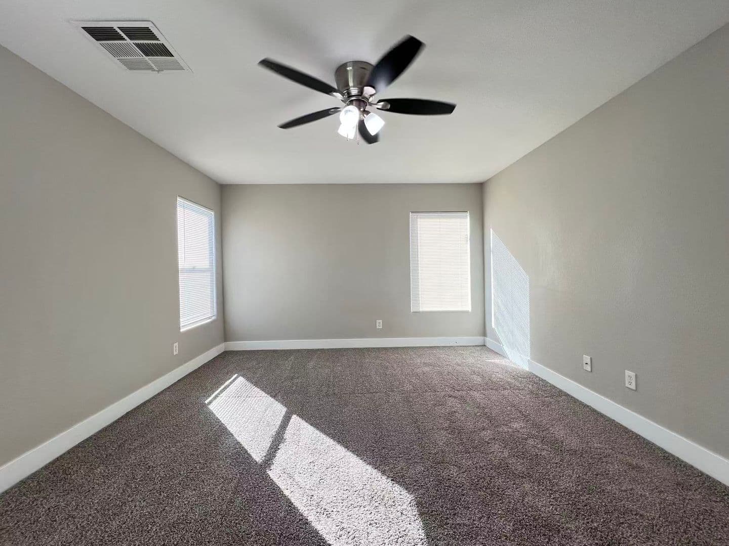 Las Vegas House: 8469 Cavaricci Ave