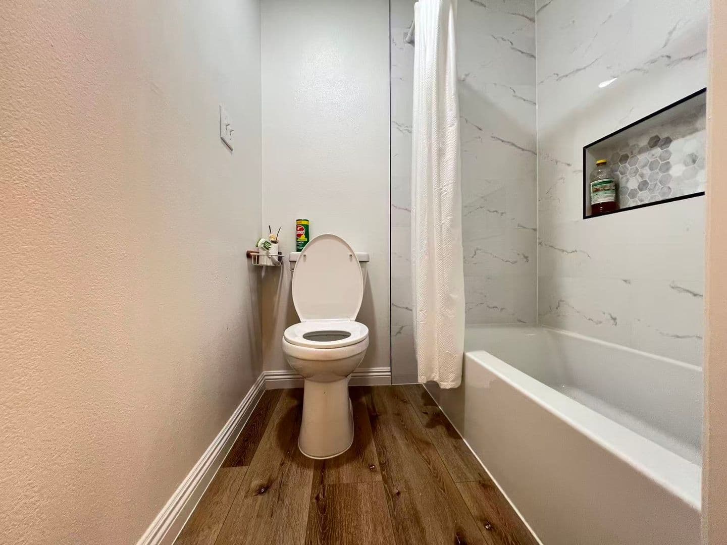 Las Vegas House: 6223 Meadow View Ln