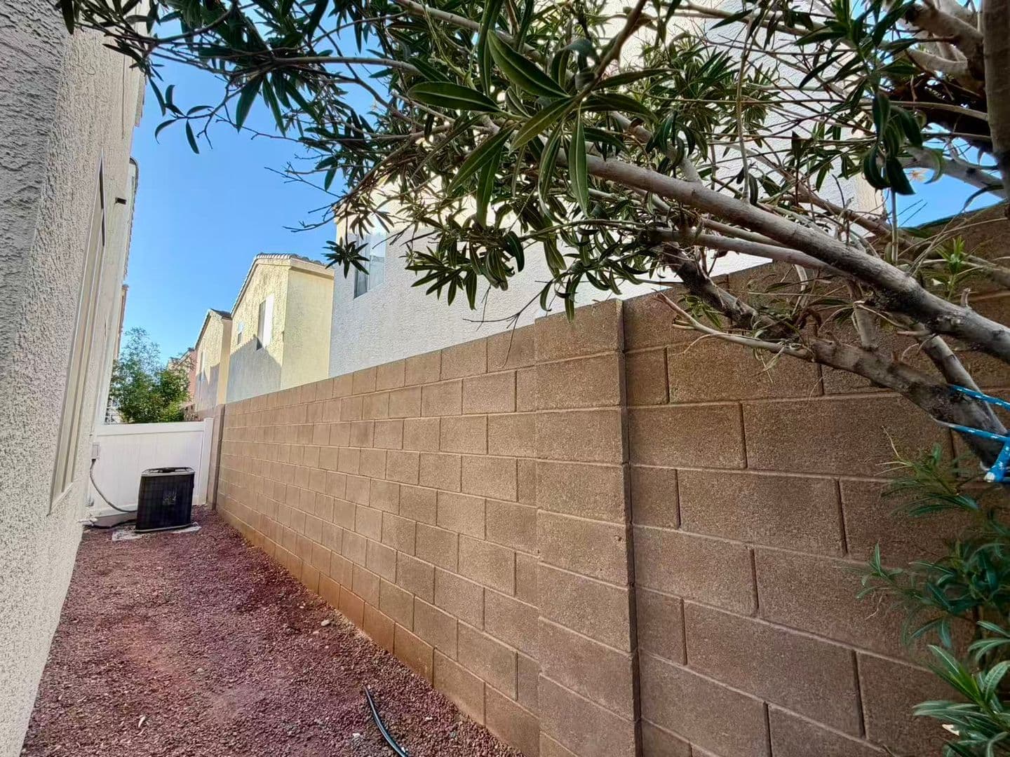 Las Vegas House: 7754 Hampton Cove Ln