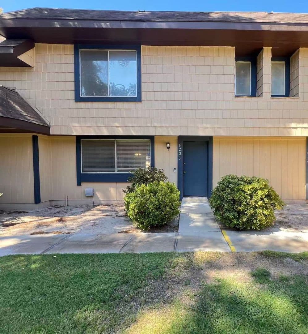 Las Vegas House: 6223 Meadow View Ln