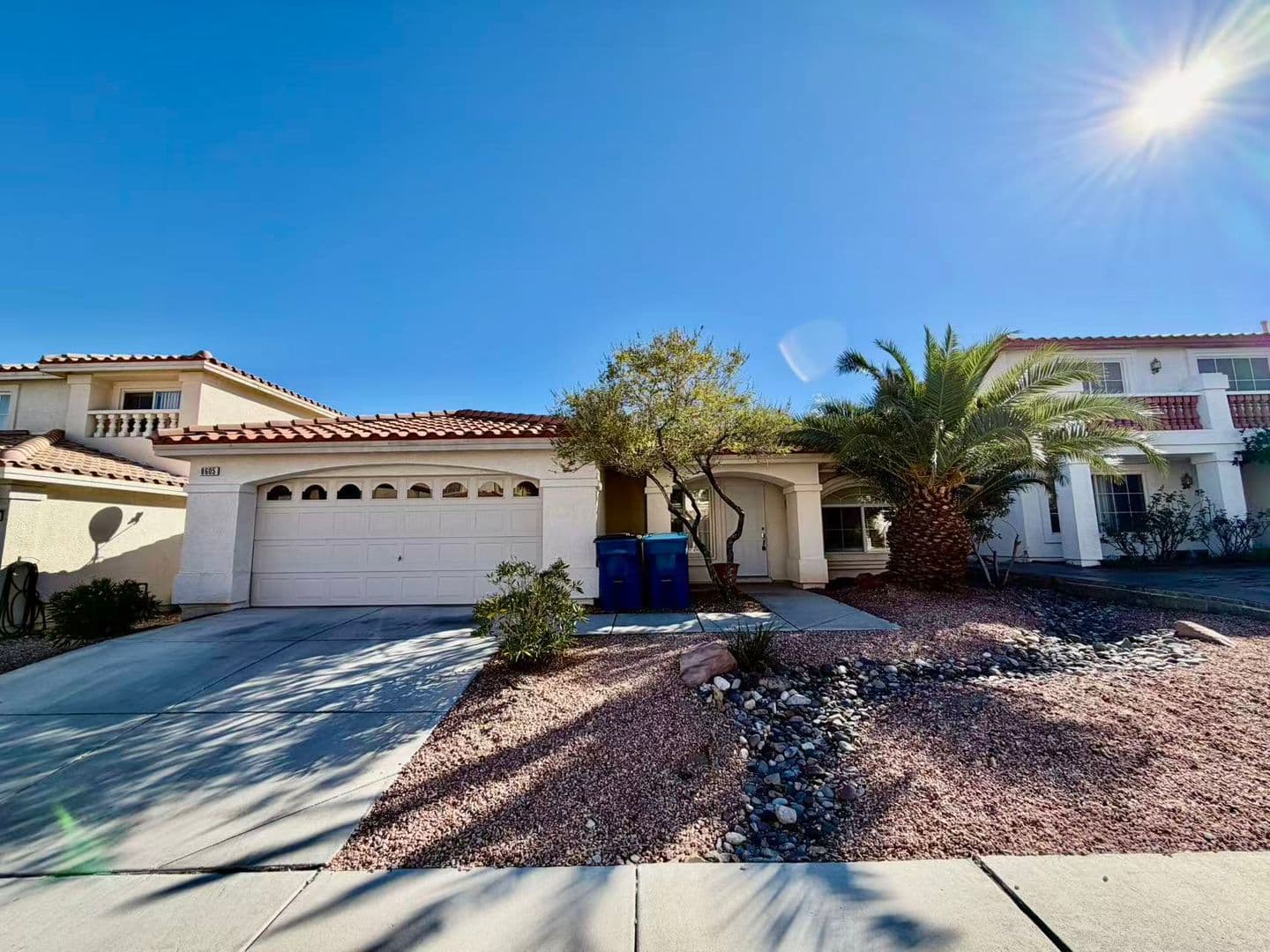 Las Vegas House: 8605 W Gilmore Ave