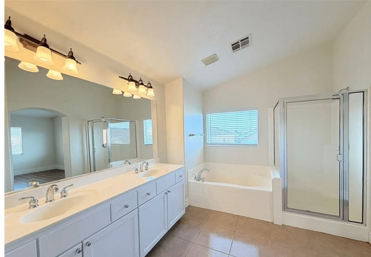 Las Vegas House: 280 Ladies Tee Ct
