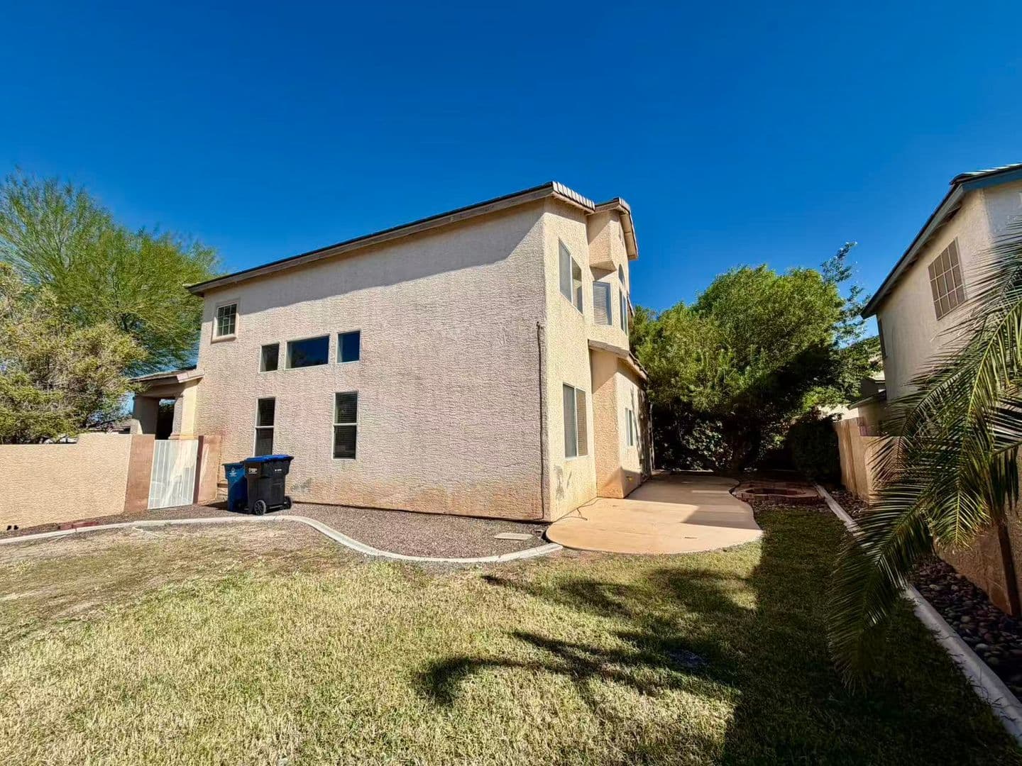 Henderson House: 2467 Sheltered Meadows Ln