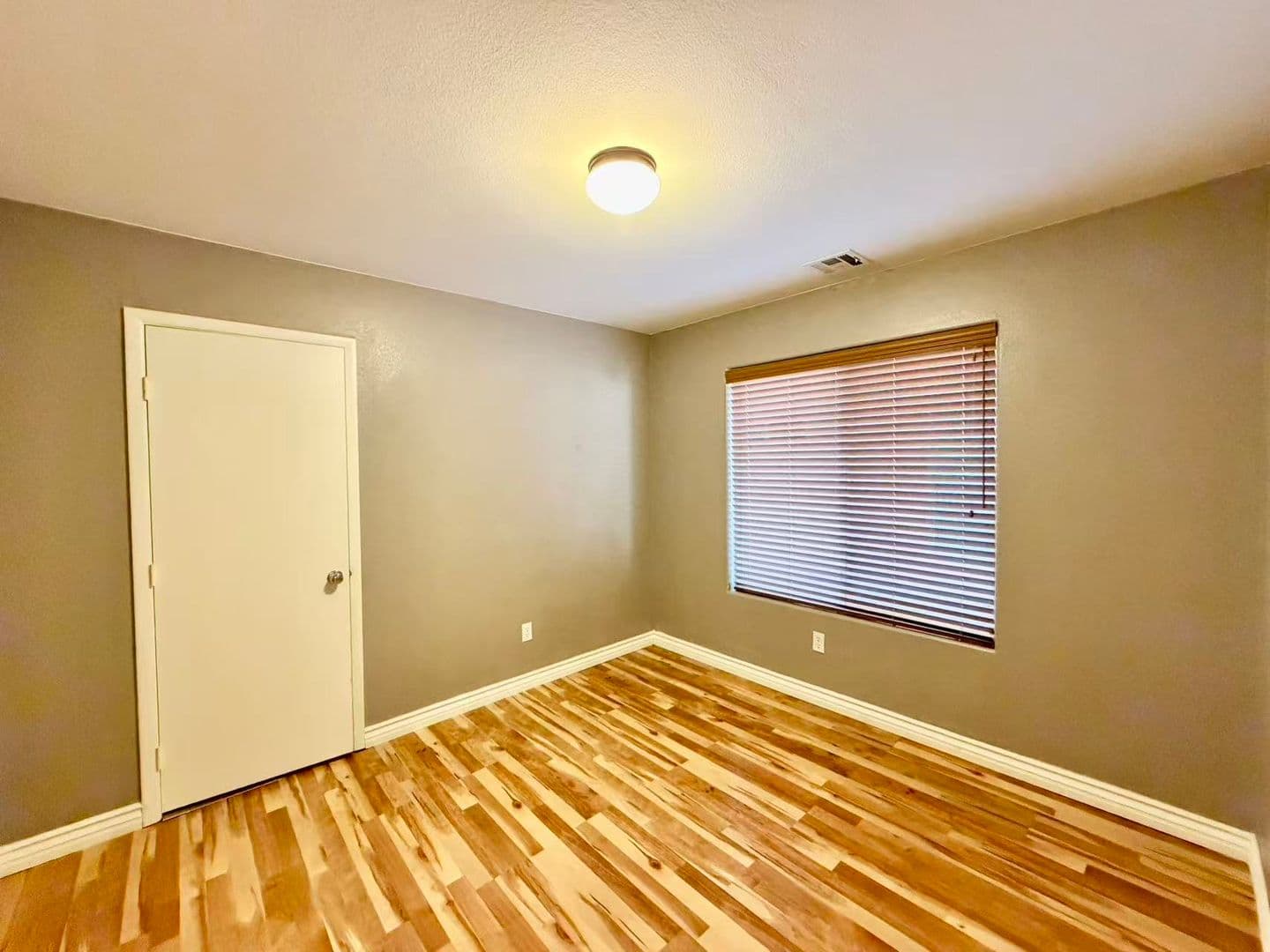 Las Vegas House: 10178 Sequoia Canyon Place