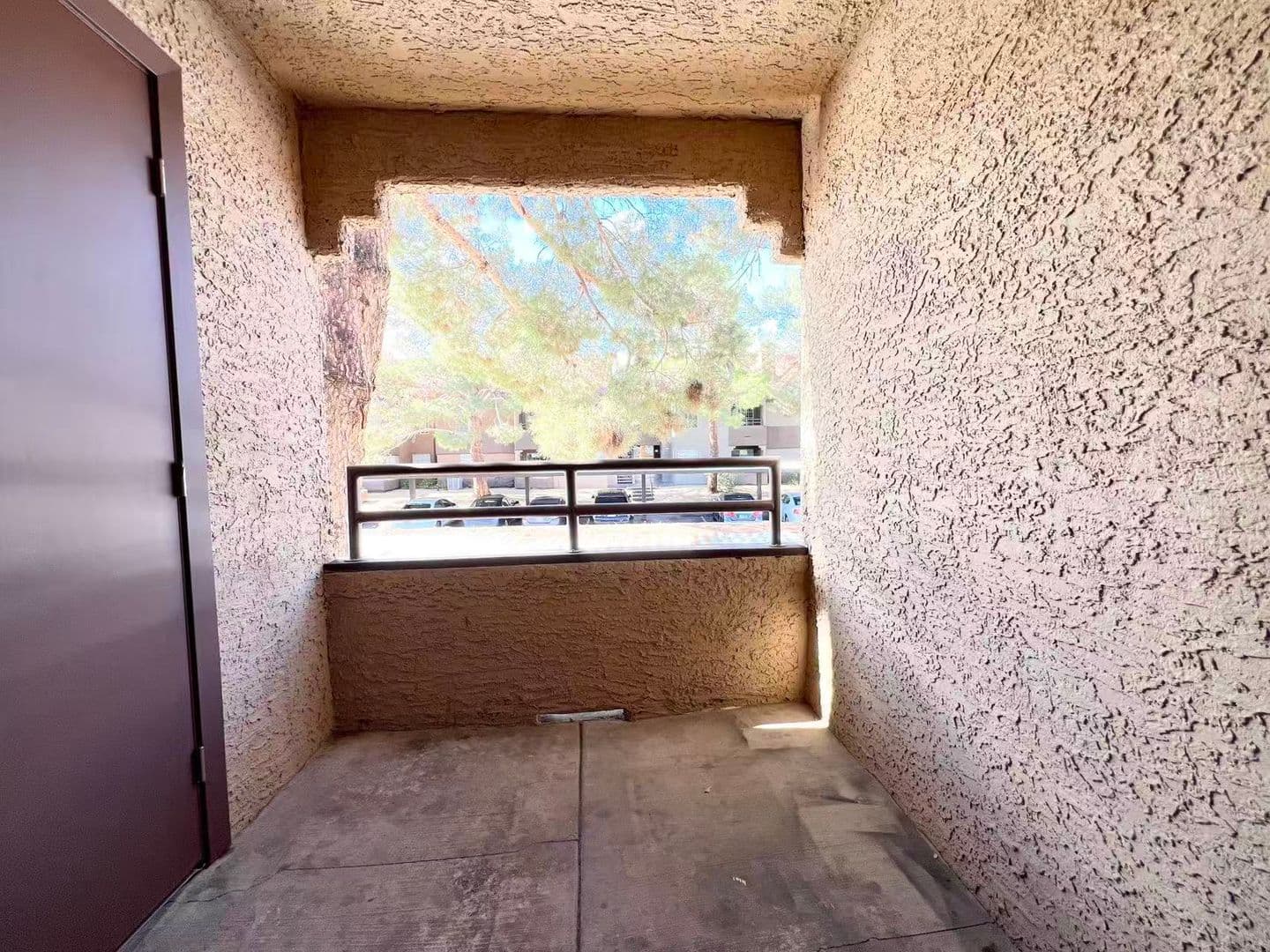 Las Vegas House: 2200 S Fort Apache Rd #2205