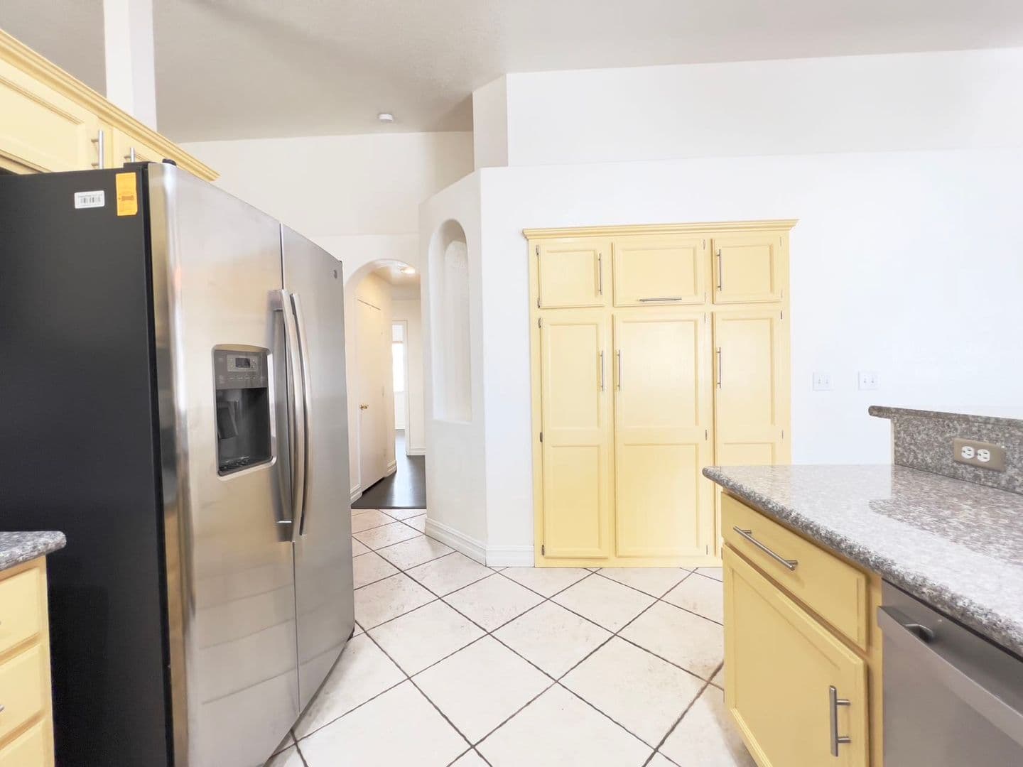 Henderson House: 54 Sea Holly Way